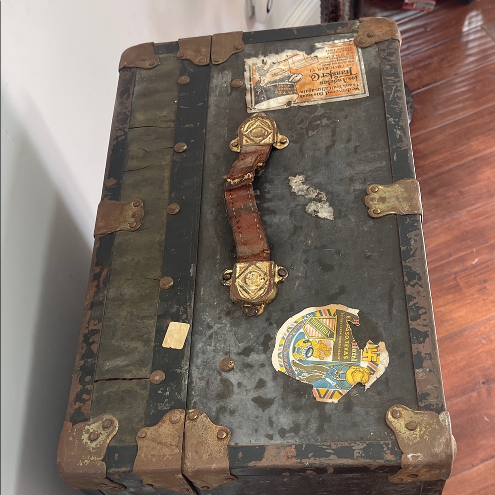 Los Angeles Transfer Co. Antique Domed Steamer Trunk Mid 1800’s Early 1900’s